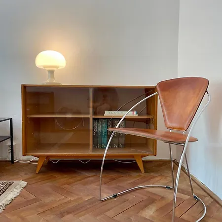 Apartment Authentic Self Check-in In Vibrant Ruzinov Area, Komarnicka 42, *