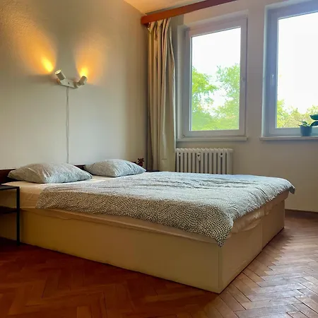 Appartement Authentic Self Check-in In Vibrant Ruzinov Area, Komarnicka 42, *
